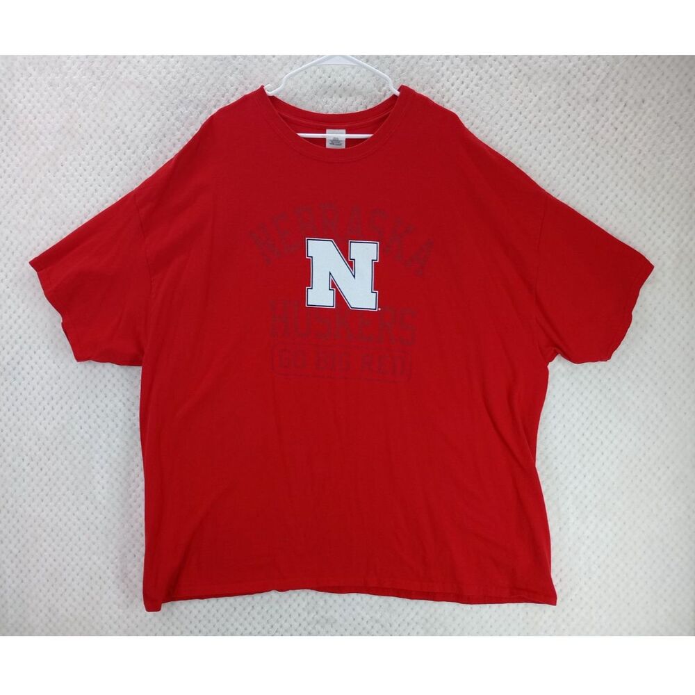 Nebraska Huskers Men's 4XL Red Graphic Print Short Sleeve Tee